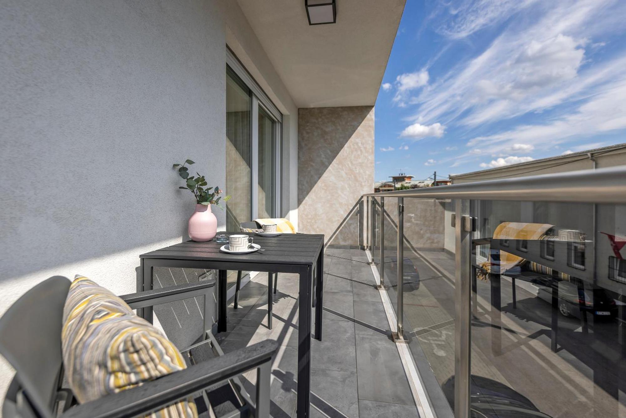 Amade Apartmanok 1 Győr Kültér fotó